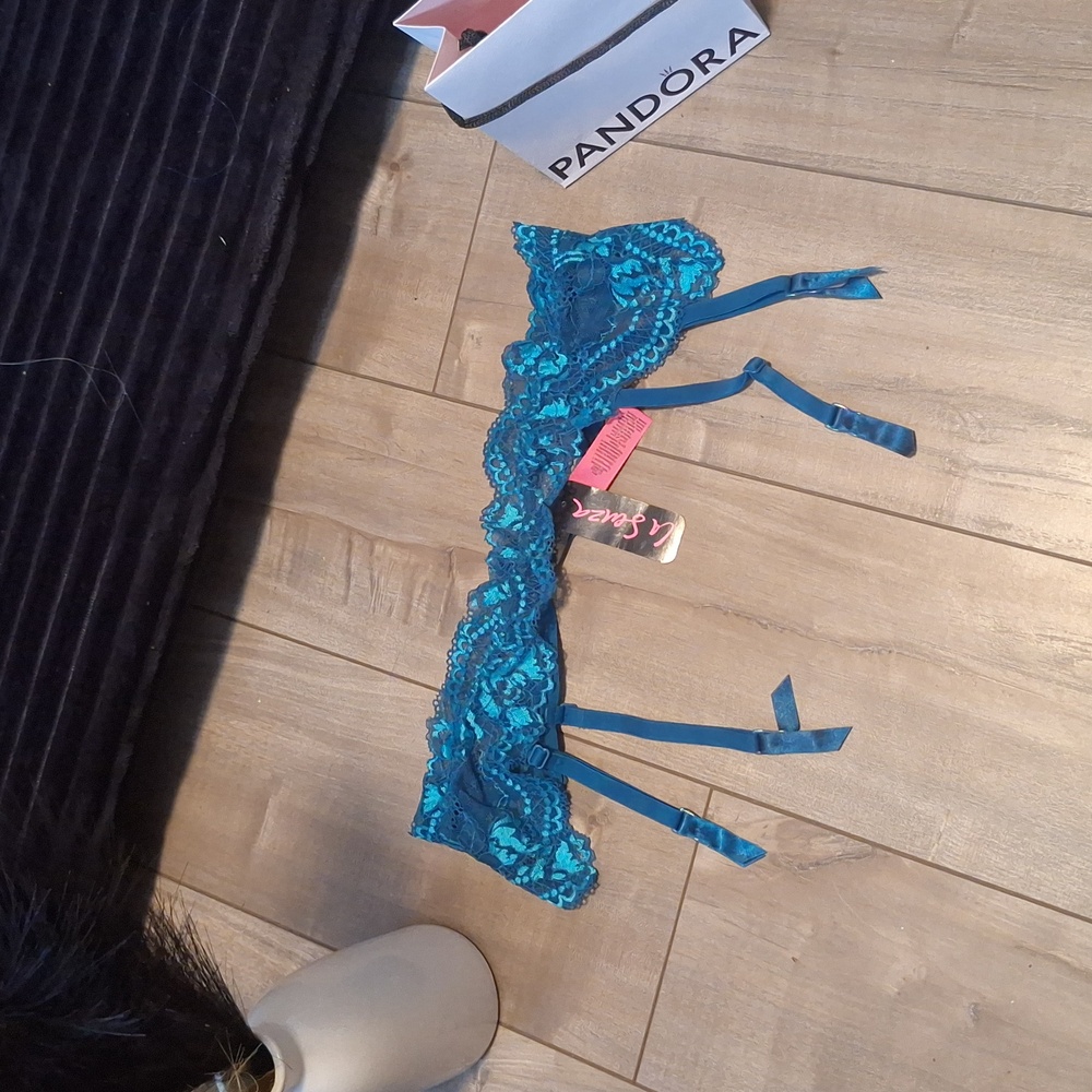 Lasenza belt